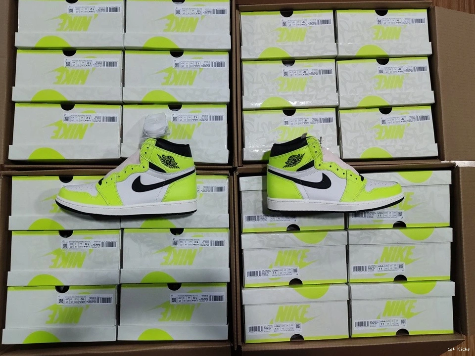 Retro 1 Volt 555088-702 OG Jordan Visionaire High Air 1111